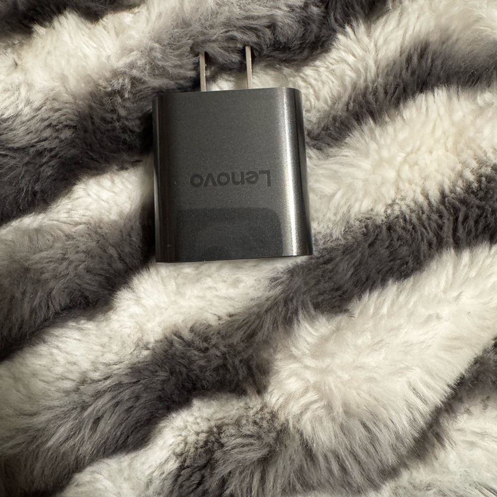 Lenovo Black Compact USB Charger for Cell Phones